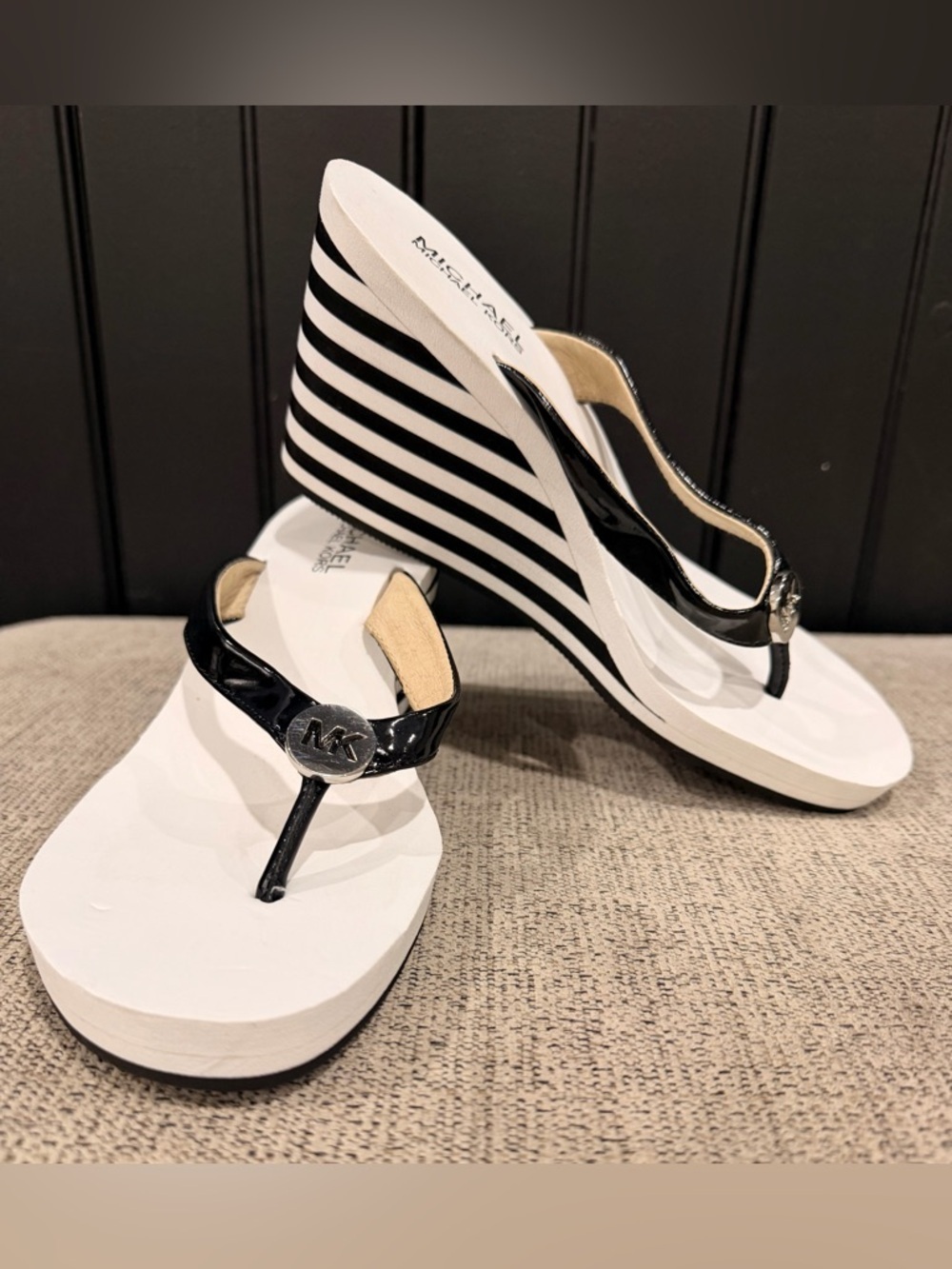 Michael Kors Black and White Striped Wedge Thong Sandals Size 7.5